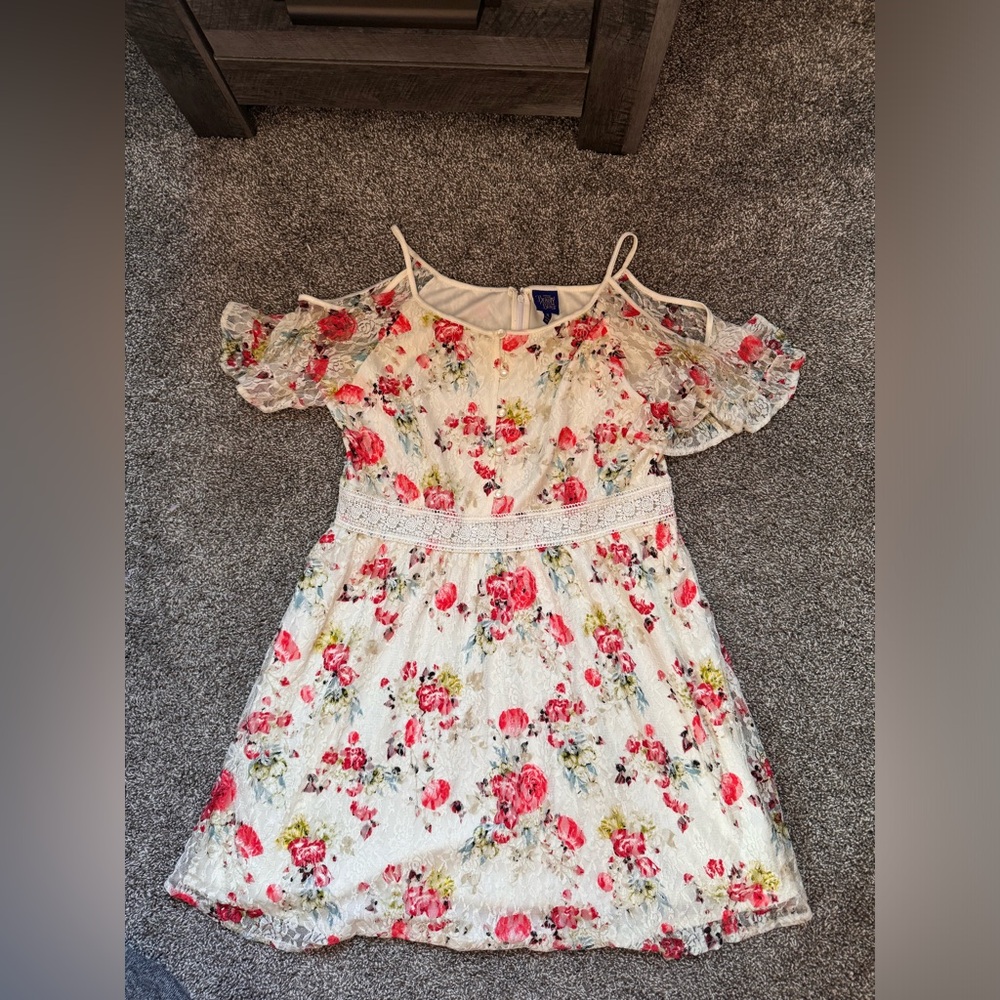 Beauty and the beast dress in size XL juniors